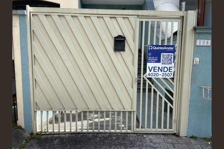 Casa à venda com 116m², 2 quartos e 2 vagasFachada