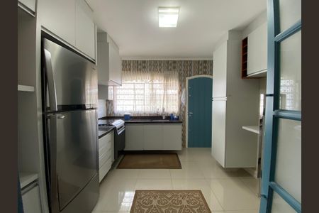 Casa à venda com 116m², 2 quartos e 2 vagasCozinha