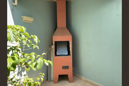 Casa à venda com 116m², 2 quartos e 2 vagasQuintal