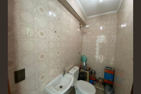 Casa à venda com 116m², 2 quartos e 2 vagasBanheiro Externo