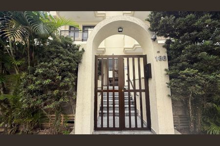 Apartamento para alugar com 77m², 3 quartos e 2 vagasFachada