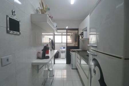 Apartamento para alugar com 77m², 3 quartos e 2 vagasCozinha