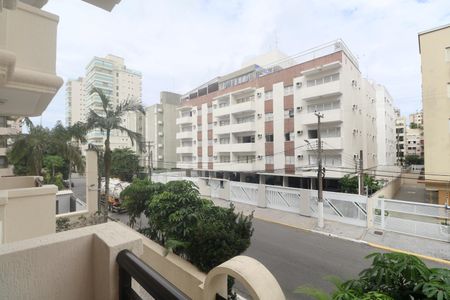 Apartamento para alugar com 77m², 3 quartos e 2 vagasVaranda