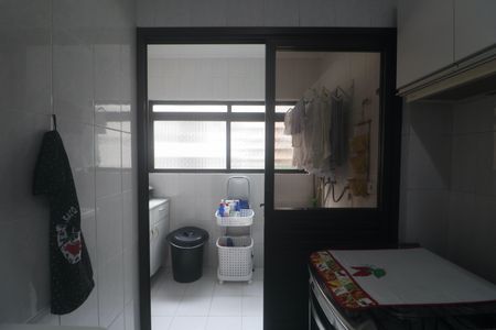 Apartamento para alugar com 77m², 3 quartos e 2 vagasÁrea de Serviço