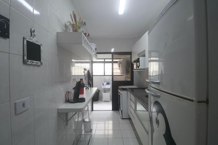 Apartamento para alugar com 77m², 3 quartos e 2 vagasCozinha