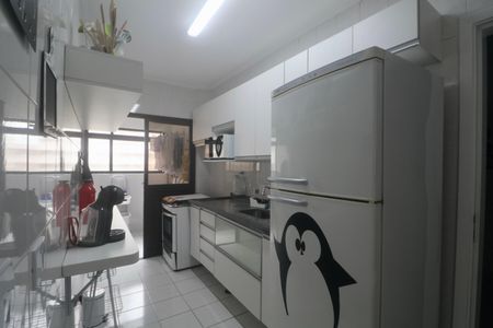 Apartamento para alugar com 77m², 3 quartos e 2 vagasCozinha