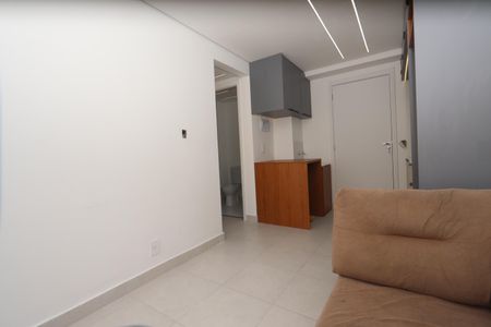 Sala de apartamento para alugar com 2 quartos, 34m² em Parque Sao Rafael, São Paulo