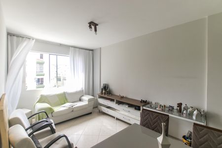 Apartamento para alugar com 70m², 3 quartos e 1 vaga Apartamento para alugar com 70m², 3 quartos e 1 vagaSala