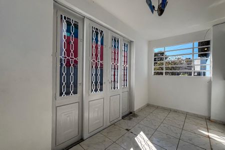 Casa para alugar com 200m², 2 quartos e 5 vagas Casa para alugar com 200m², 2 quartos e 5 vagasHall de entrada