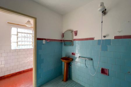 Casa para alugar com 200m², 2 quartos e 5 vagas Casa para alugar com 200m², 2 quartos e 5 vagasBanheiro