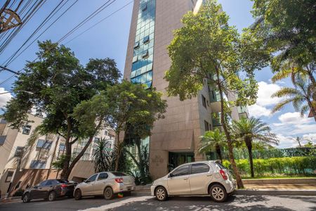 Apartamento à venda com 172m², 4 quartos e 3 vagasFachada