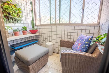 Apartamento à venda com 172m², 4 quartos e 3 vagasVaranda da Suíte 