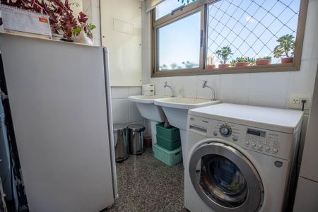 Apartamento à venda com 172m², 4 quartos e 3 vagasÁrea de Serviço 