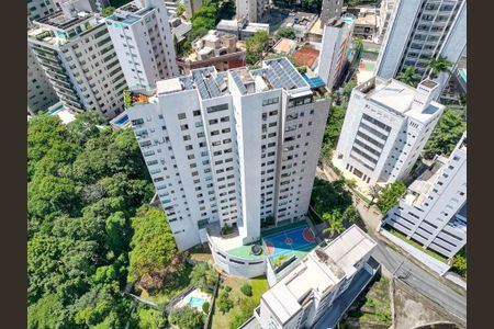 Apartamento à venda com 172m², 4 quartos e 3 vagasVista panorâmica 