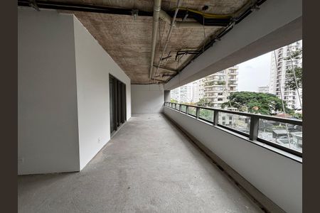 Apartamento à venda com 277m², 3 quartos e 3 vagas Apartamento à venda com 277m², 3 quartos e 3 vagasVaranda