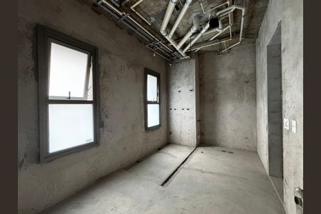 Apartamento à venda com 277m², 3 quartos e 3 vagas Apartamento à venda com 277m², 3 quartos e 3 vagasBanheiro Suite