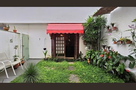 Casa à venda com 370m², 4 quartos e 4 vagas Casa à venda com 370m², 4 quartos e 4 vagasFoto 13