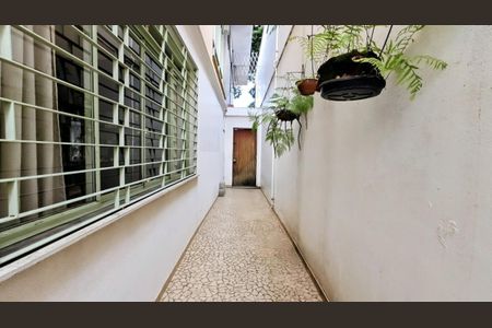Casa à venda com 370m², 4 quartos e 4 vagas Casa à venda com 370m², 4 quartos e 4 vagasFoto 40