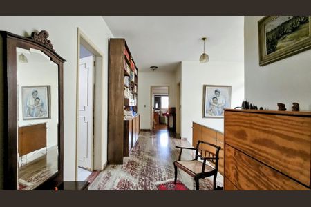 Casa à venda com 370m², 4 quartos e 4 vagas Casa à venda com 370m², 4 quartos e 4 vagasFoto 25