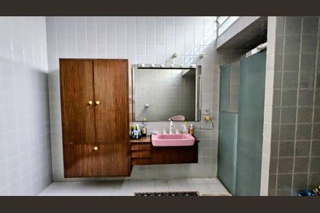 Casa à venda com 370m², 4 quartos e 4 vagas Casa à venda com 370m², 4 quartos e 4 vagasFoto 41
