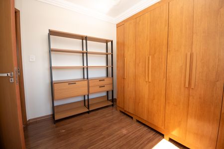 Apartamento para alugar com 54m², 2 quartos e 1 vagaQuarto 1
