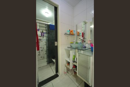 Apartamento à venda com 43m², 2 quartos e 1 vagaBanheiro 