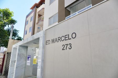 Apartamento à venda com 75m², 3 quartos e 2 vagasFachada