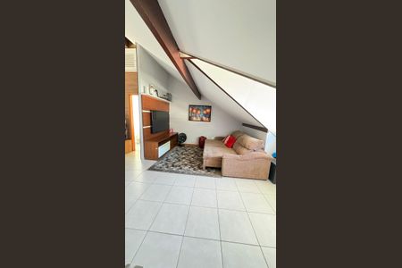 Casa de condomínio à venda com 232m², 3 quartos e 1 vagaSótão