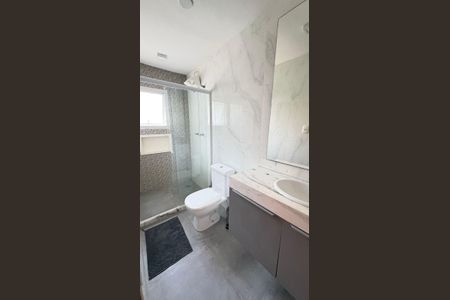 Casa de condomínio à venda com 232m², 3 quartos e 1 vagaBanheiro