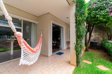 Casa para alugar com 500m², 5 quartos e 4 vagasQuintal - Jardim