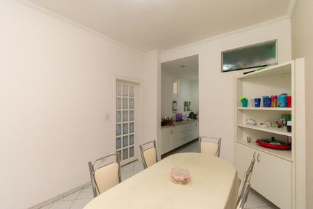 Casa para alugar com 500m², 5 quartos e 4 vagasCopa