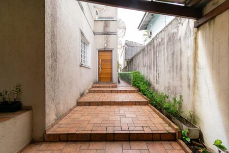 Casa para alugar com 500m², 5 quartos e 4 vagas Casa para alugar com 500m², 5 quartos e 4 vagasEntrada