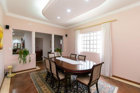 Casa para alugar com 500m², 5 quartos e 4 vagasSala de Jantar