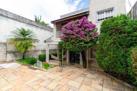 Casa para alugar com 500m², 5 quartos e 4 vagasQuintal - Jardim