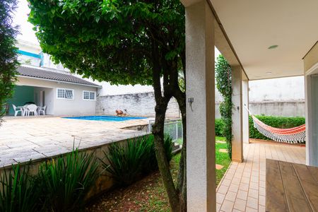 Casa para alugar com 500m², 5 quartos e 4 vagas Casa para alugar com 500m², 5 quartos e 4 vagasQuintal - Jardim