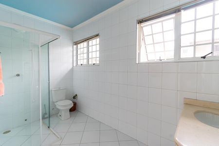 Casa para alugar com 500m², 5 quartos e 4 vagasBanheiro - Área gourmet