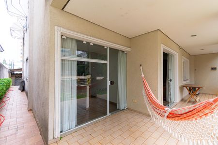 Casa para alugar com 500m², 5 quartos e 4 vagasQuintal