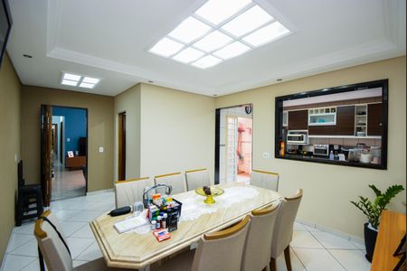 Casa para alugar com 214m², 3 quartos e 3 vagasCopa