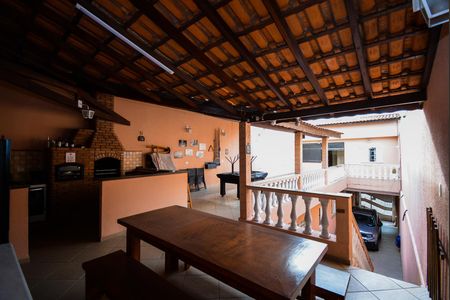 Casa para alugar com 214m², 3 quartos e 3 vagasÁrea gourmet