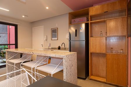 Studio para alugar com 24m², 1 quarto e sem vagaÁrea comum - Salão de festas