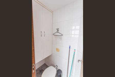 Apartamento para alugar com 80m², 3 quartos e 1 vaga Apartamento para alugar com 80m², 3 quartos e 1 vagaBanheiro de serviço