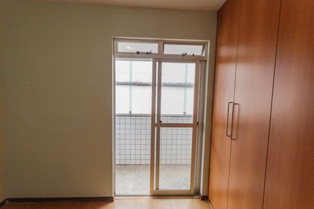 Apartamento para alugar com 80m², 3 quartos e 1 vaga Apartamento para alugar com 80m², 3 quartos e 1 vagaVaranda do Quarto 2