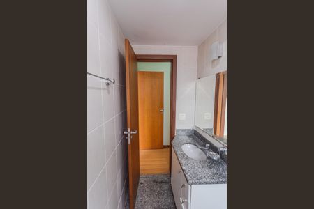 Apartamento para alugar com 80m², 3 quartos e 1 vaga Apartamento para alugar com 80m², 3 quartos e 1 vagaBanheiro Social
