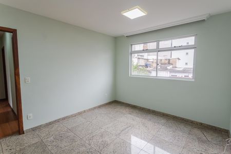 Sala de apartamento para alugar com 3 quartos, 80m² em Cruzeiro, Belo Horizonte