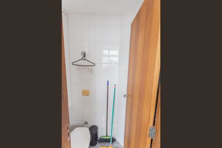 Apartamento para alugar com 80m², 3 quartos e 1 vaga Apartamento para alugar com 80m², 3 quartos e 1 vagaBanheiro de serviço