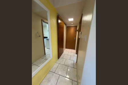 Entrada  de apartamento para alugar com 1 quarto, 32m² em Centro Histórico, Porto Alegre