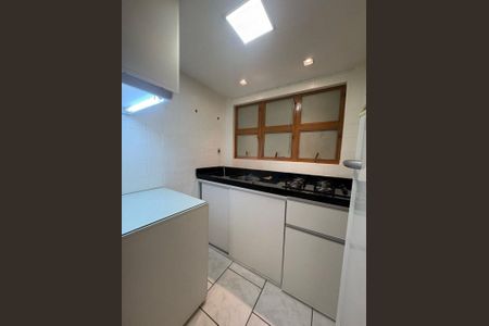 Cozinha de apartamento para alugar com 1 quarto, 32m² em Centro Histórico, Porto Alegre