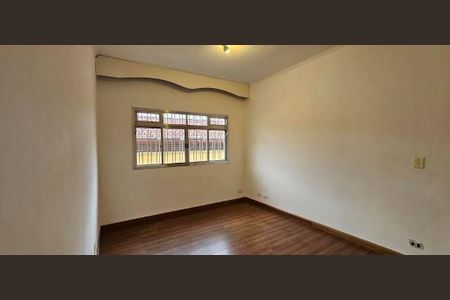 Casa à venda com 4 quartos, 303m² em Cidade São Francisco, São Paulo