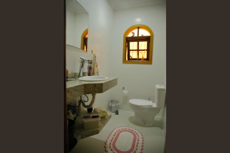 Casa à venda com 211m², 3 quartos e 3 vagasLavabo da Sala 