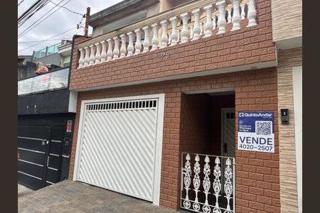 Casa à venda com 211m², 3 quartos e 3 vagasFachada 